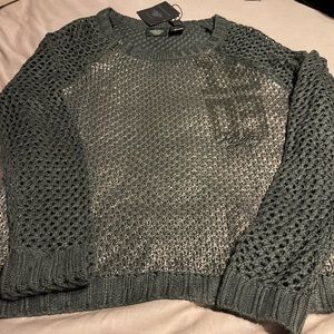 New With Tags Harley Davidson women’s sweater.  Very soft and pretty.